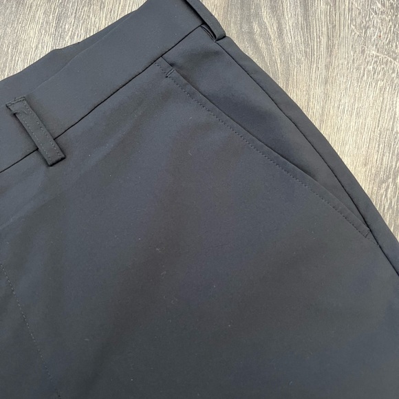 PGA Tour Men's Black Performance Golf Shorts Black - Picture 2 of 7